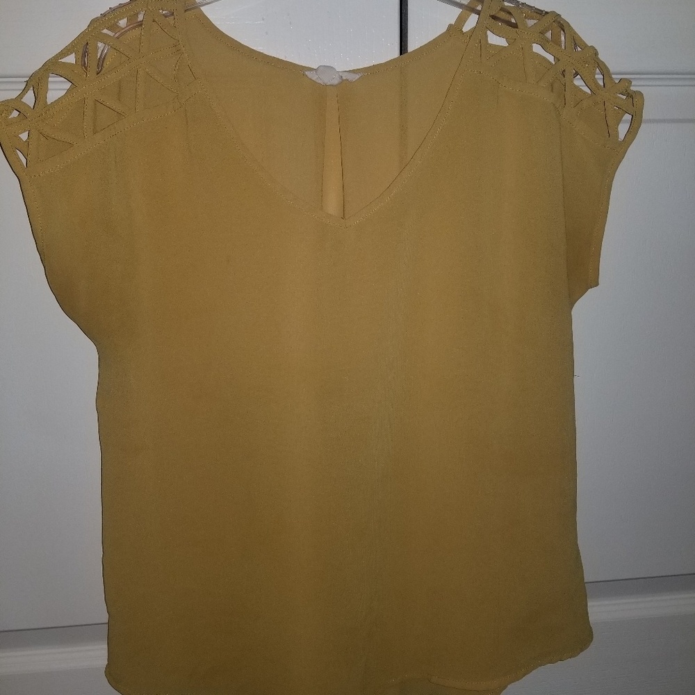 Yellow top